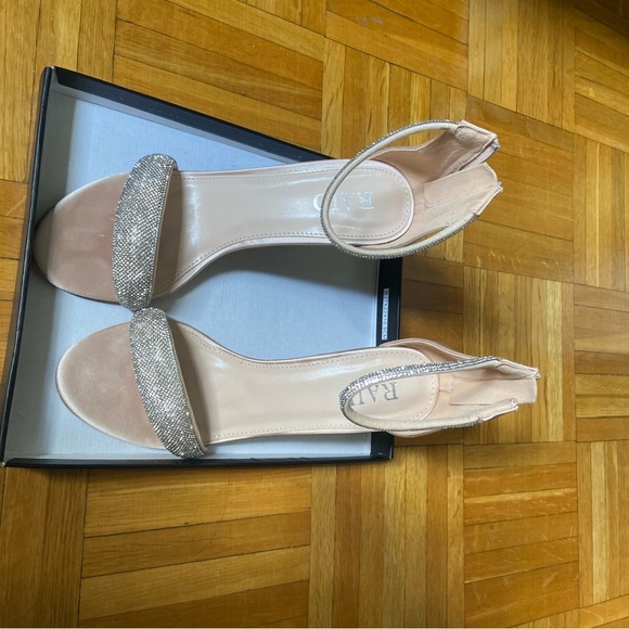 RAID Strap Heels in Nude Blush Color Size 38 - Picture 2 of 7